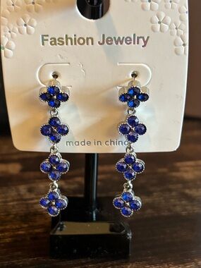 Rhinestone Clover Dangle Earrings Silver Tone Quatrefoil Drop Fashion Jewelry